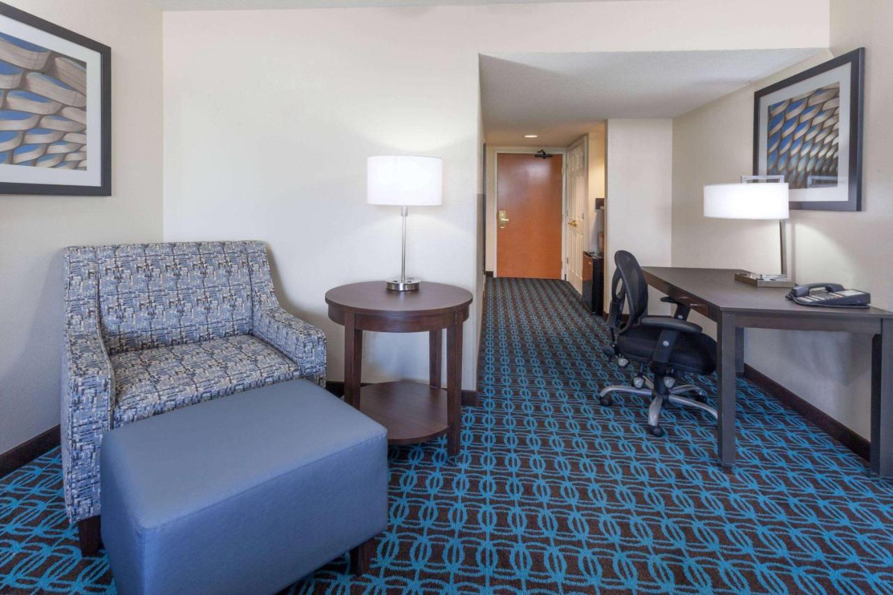 Hotel Wingate By Wyndham Chicago Schaumburg